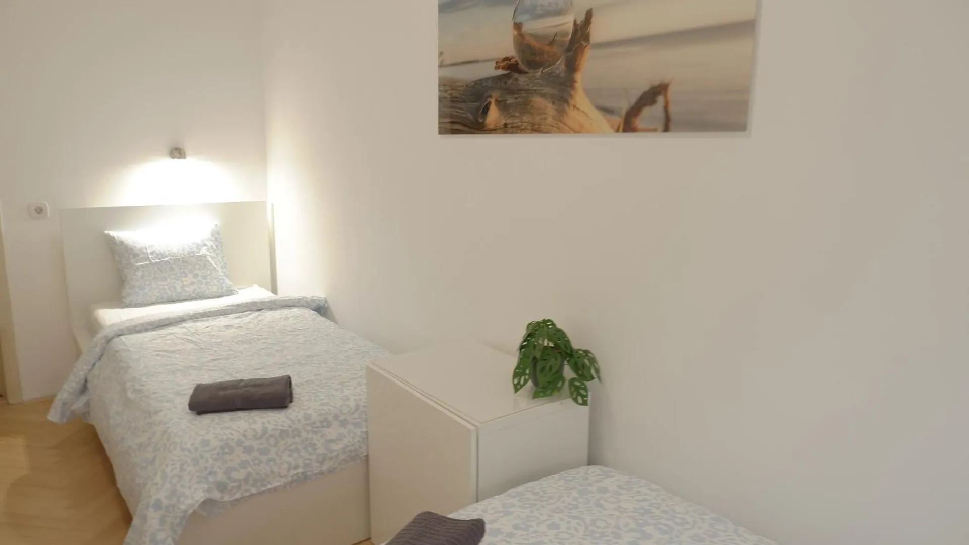 Rooms Udolni - Cerveny Kostel - Center Brno Daire